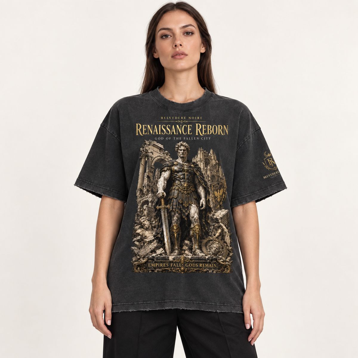 Model wearing the 430gsm Vintage Washed Frayed T-Shirt, front view